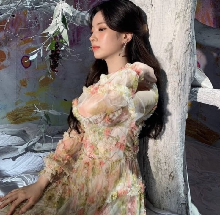 니들앤스레드 이미지