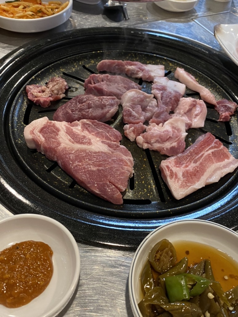 칠남매뒷고기 이미지
