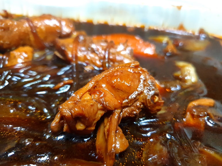와룡찜닭 이미지