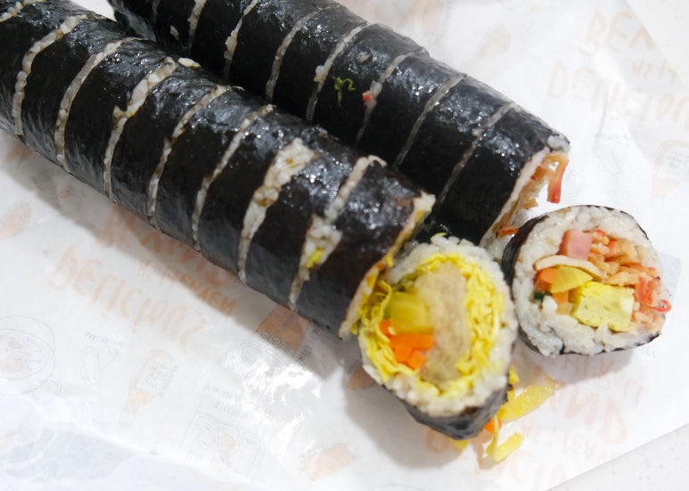 마녀김밥 이미지