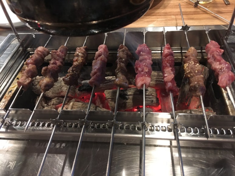 여기다양꼬치 이미지