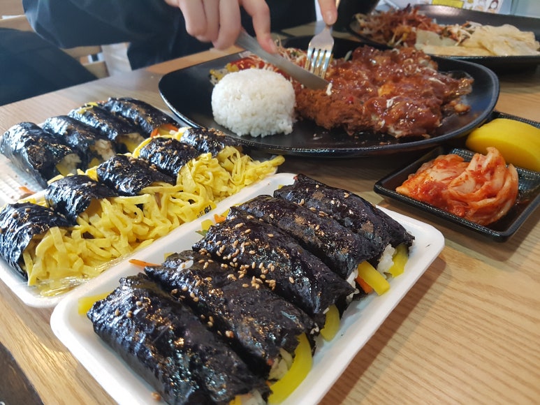 소문난우동김밥식당 이미지