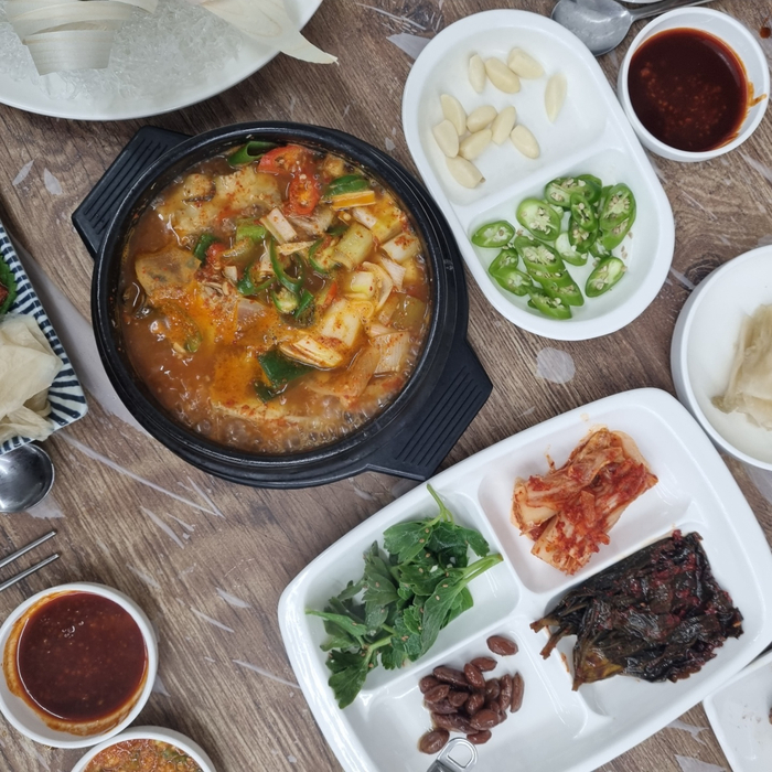 수정활어회센타 이미지