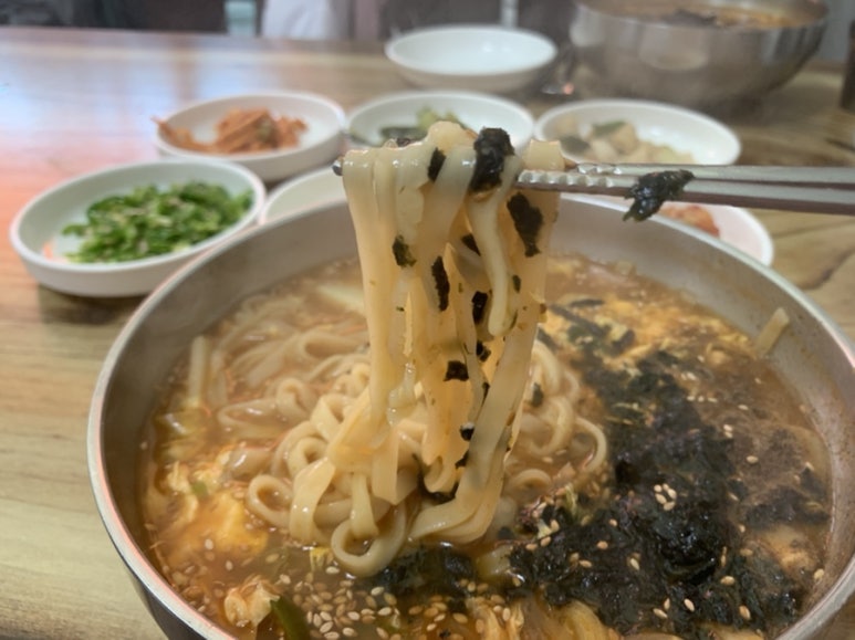 장모님장칼국수 이미지