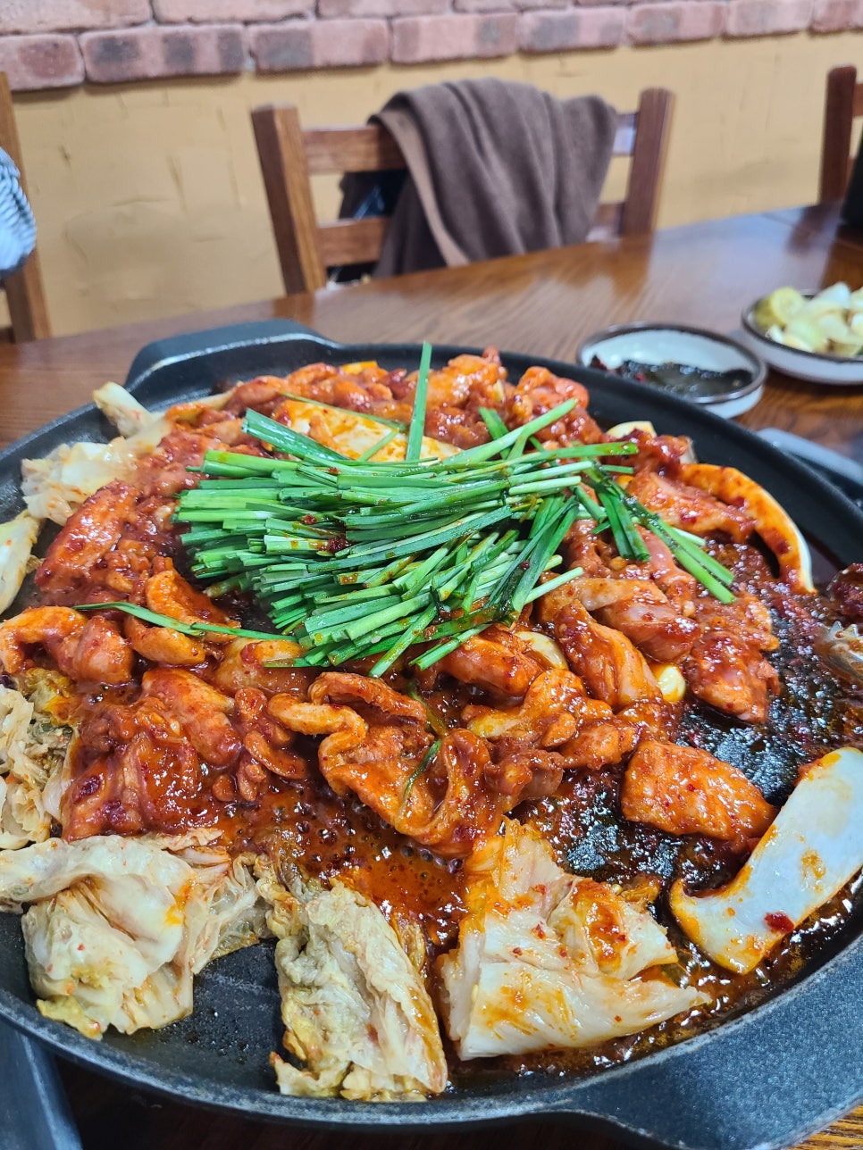 오리떼닭한마리 이미지