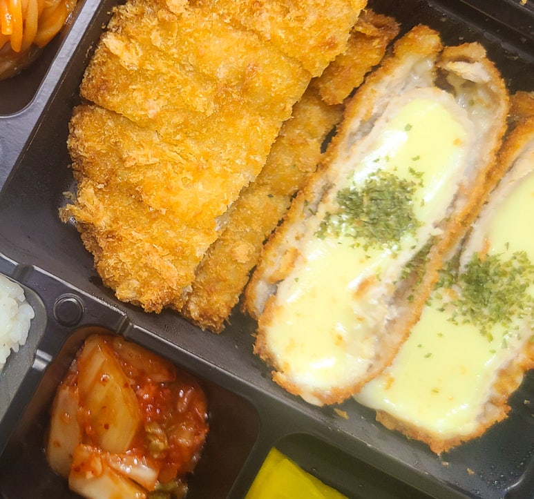 배터지는생돈까스 이미지