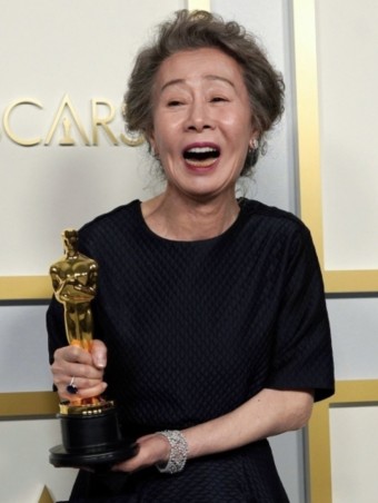 윤앤킴 이미지
