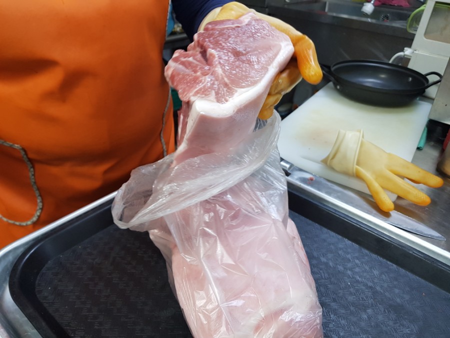 엄마네생고기김치찌개 이미지