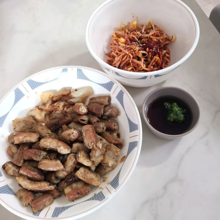 # 곱창&뒷고기 이미지