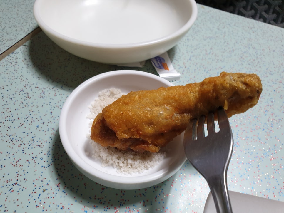 동큐치킨 이미지