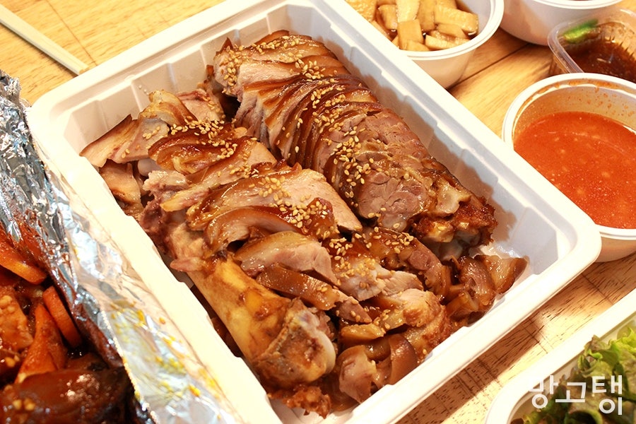 거인왕족발 이미지