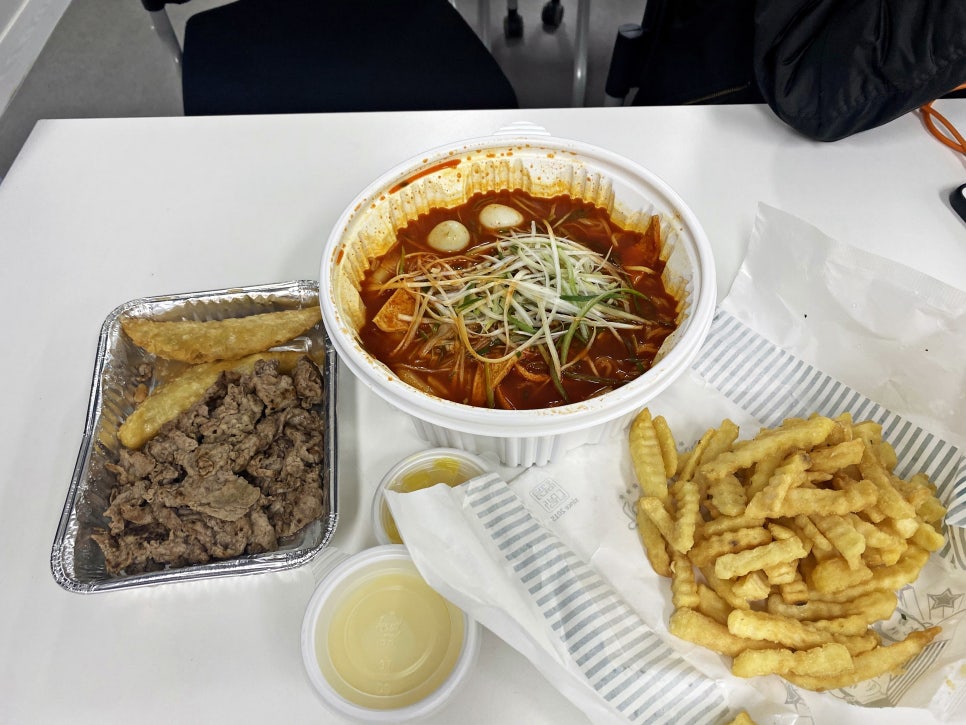 청년다방 구로지하이시티점 이미지