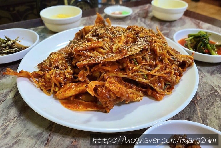 자갈치아구찜 이미지
