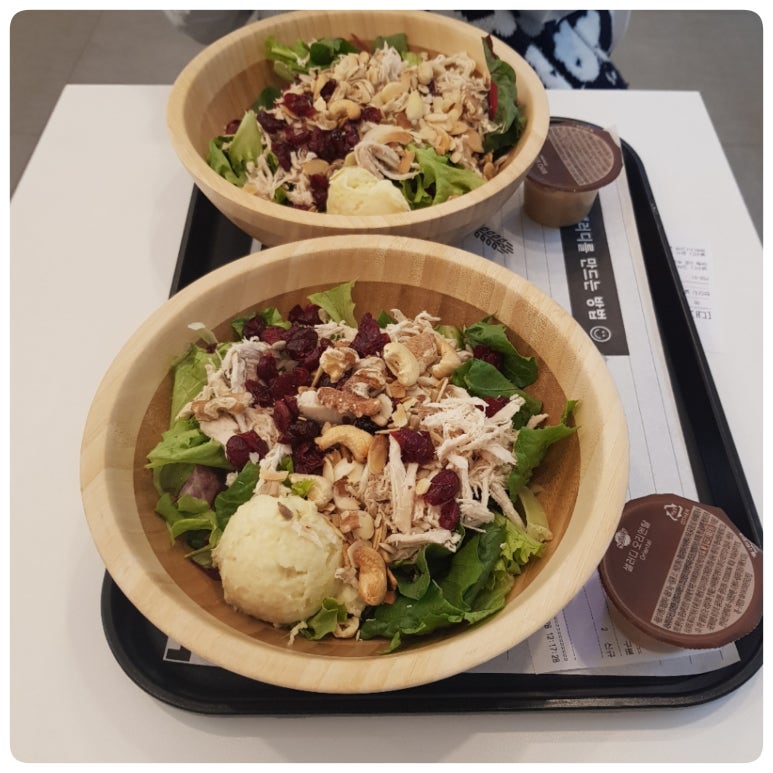 샐러디독산클래식점 이미지