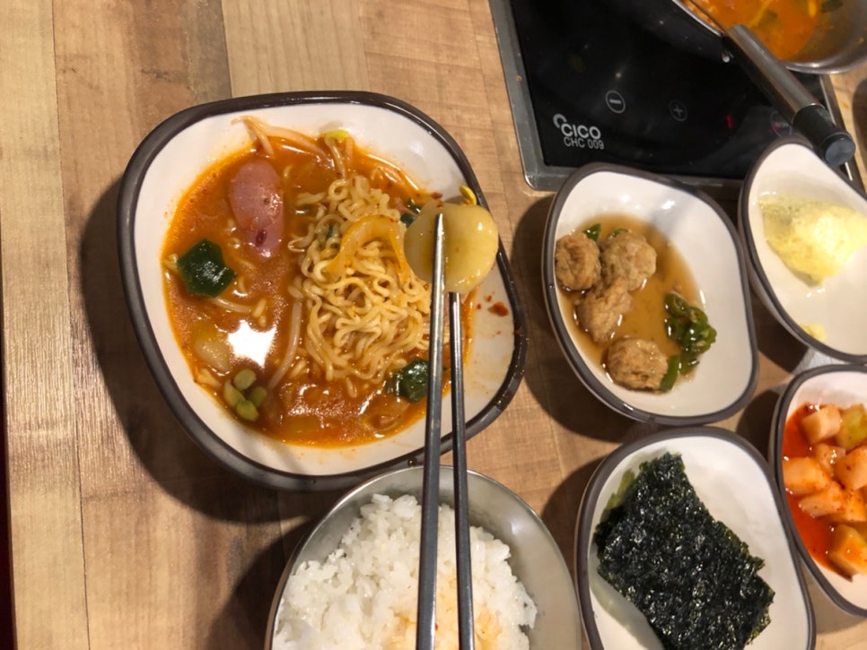 후문부대찌개 이미지