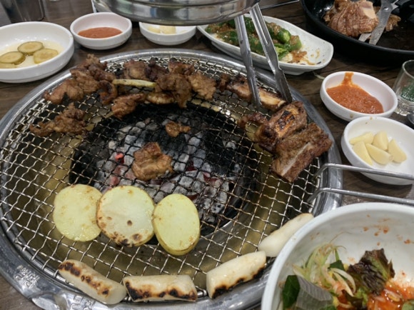 황돈참숯갈비 이미지