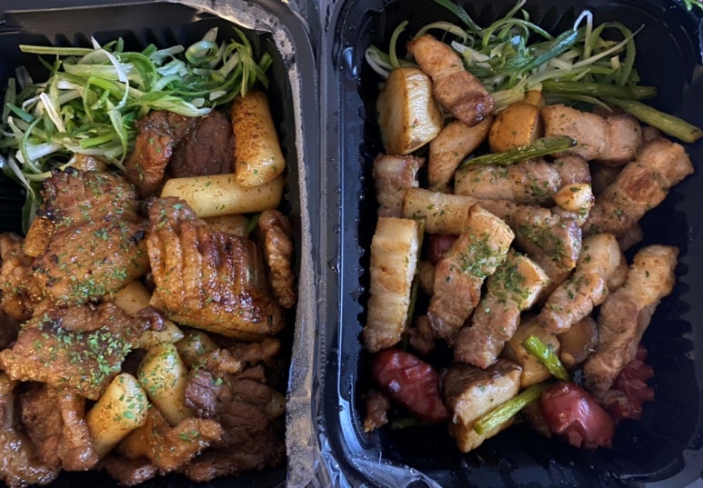 바보돼지두마리 이미지