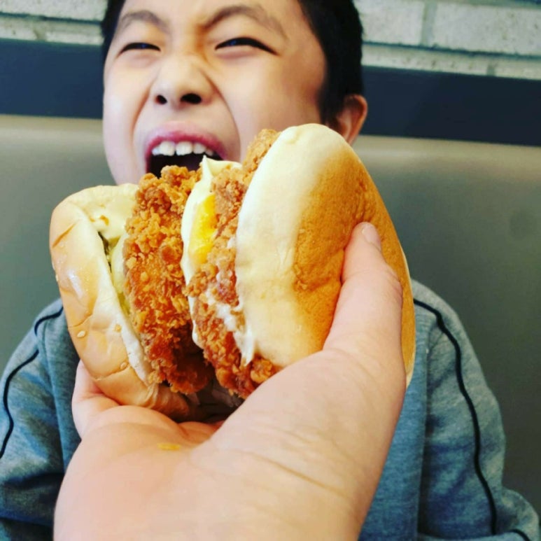 맘스터치용인둔전점 이미지