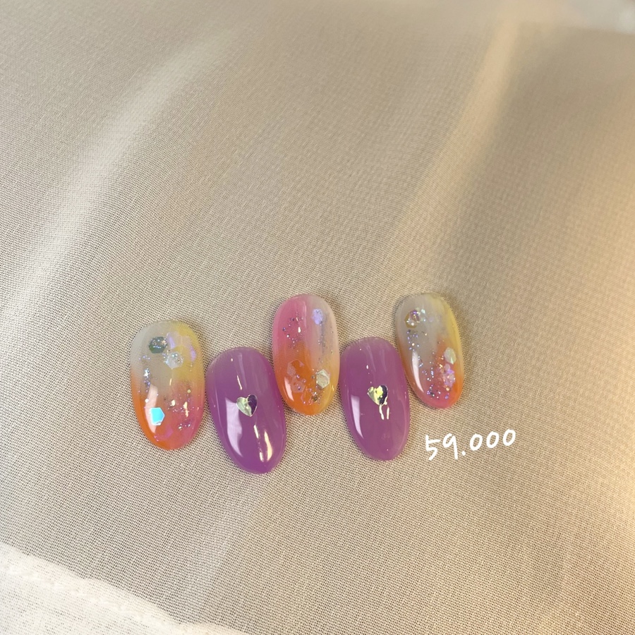 민코네일 이미지