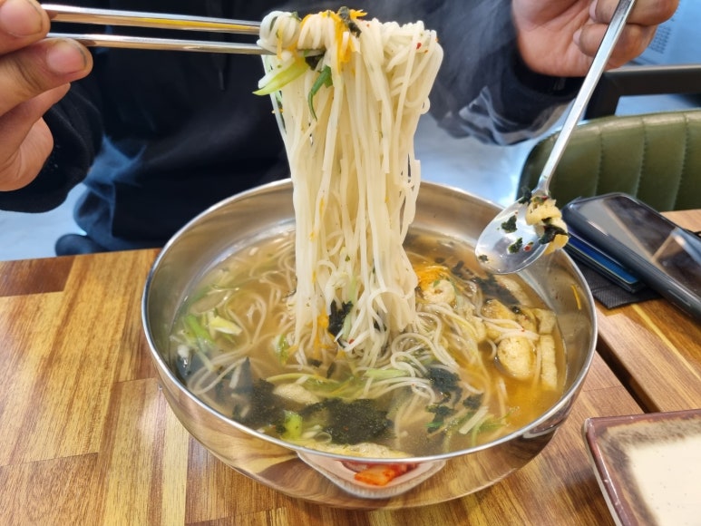 소문난옛날잔치국수 이미지