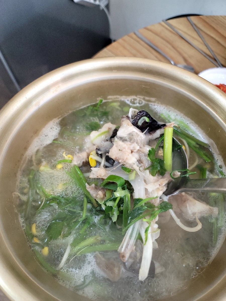 정다운칼만두 이미지