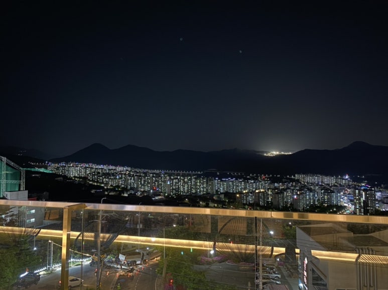 까페 뷰 이미지