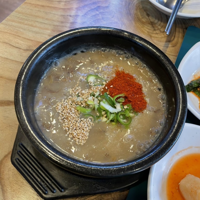 제주접작뼈국 이미지