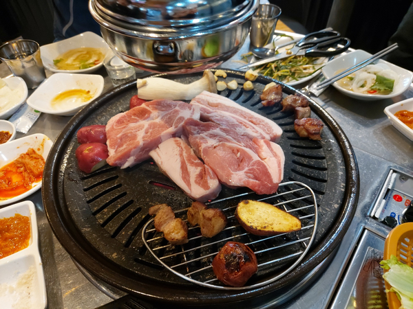 걸포숯불주먹고기 이미지
