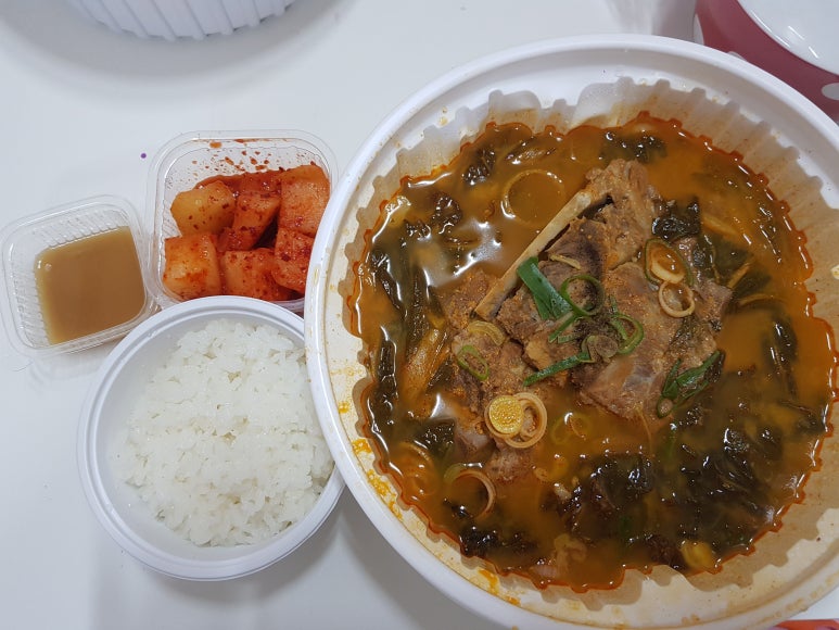이을감자탕 이미지