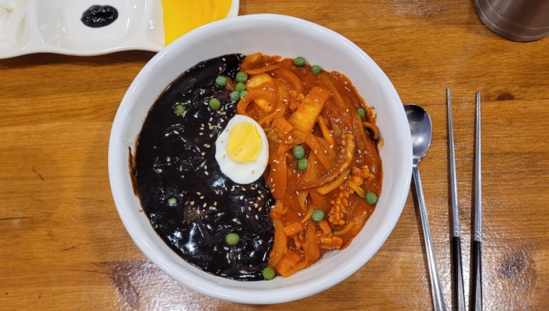 까치반점 이미지