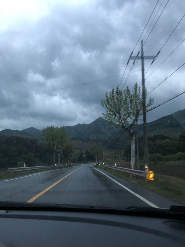 캠핑산 야영장 이미지