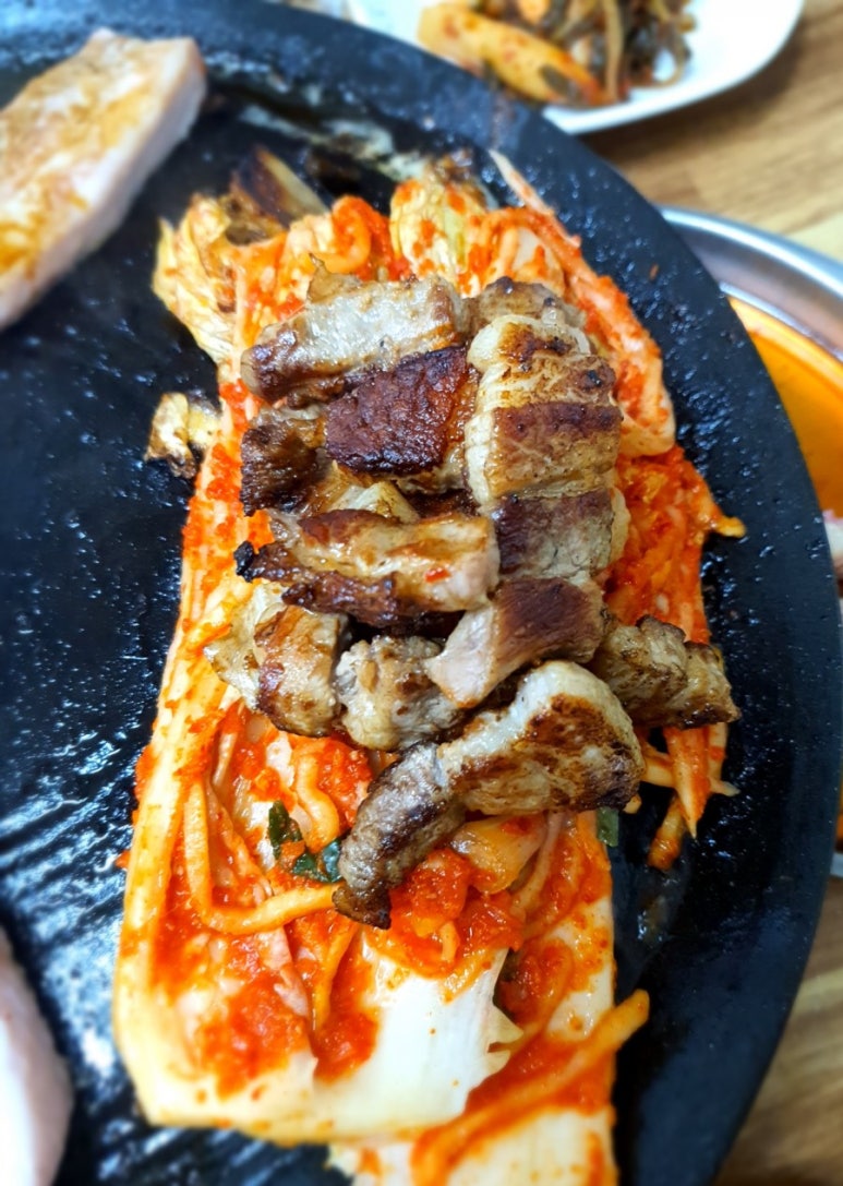 희야네솥뚜껑삼겹살 이미지