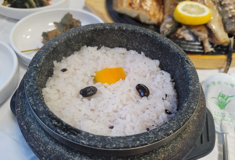 정다운돌솥밥생선구이 이미지