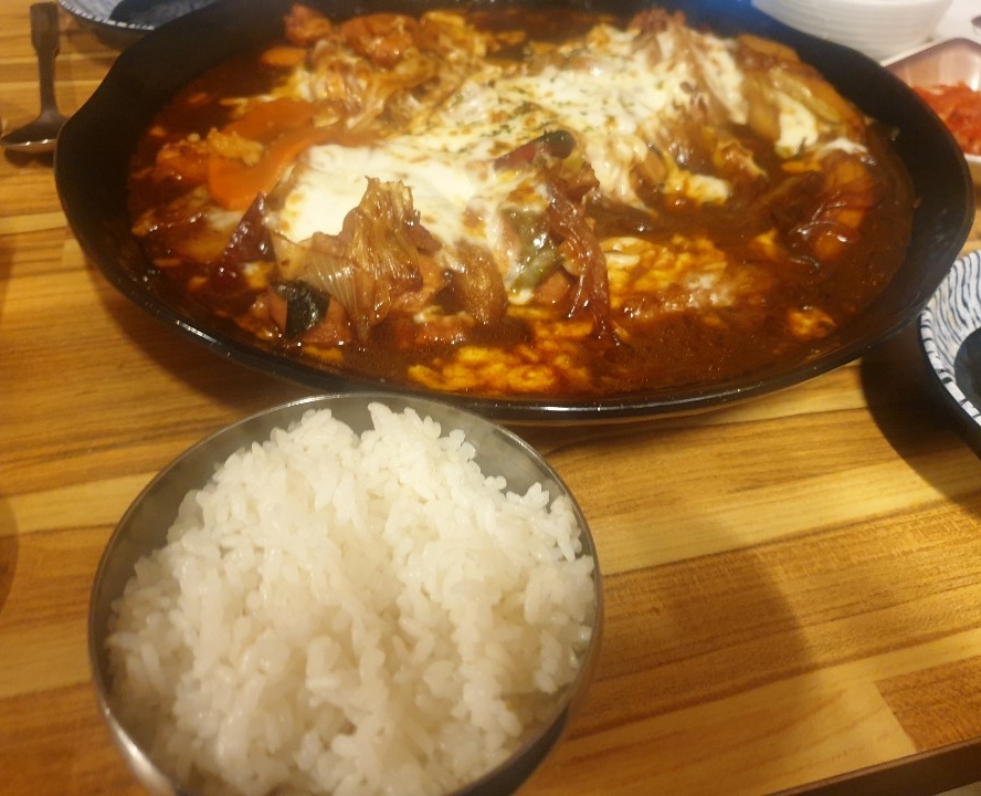 수원왕갈비통닭&통큰두마리찜닭 이미지