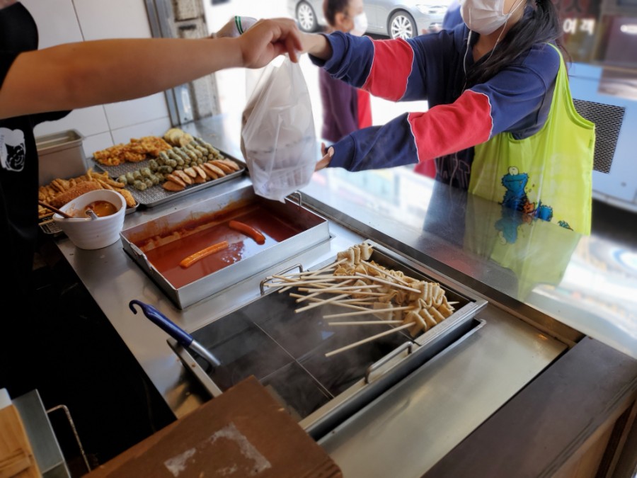 정류장앞 떡볶이 이미지