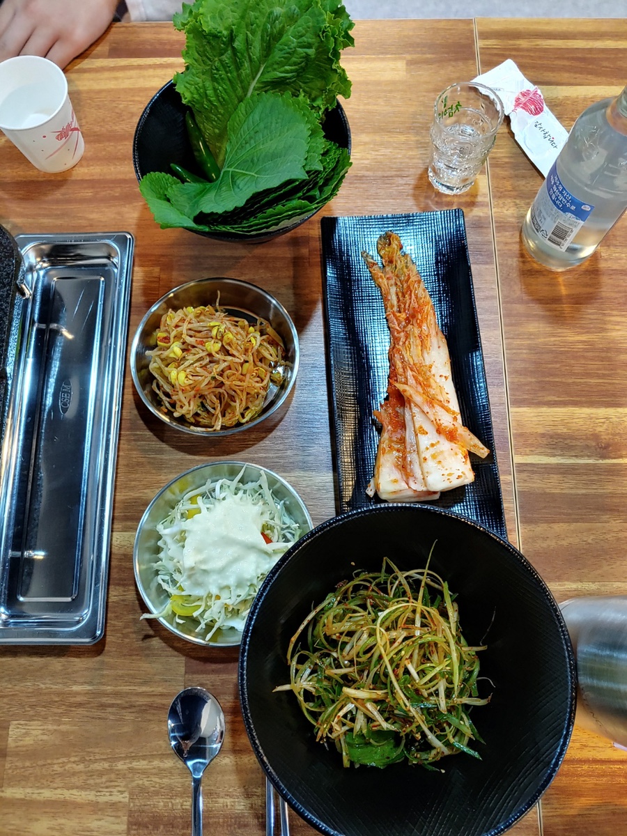 돌판돼지 이미지