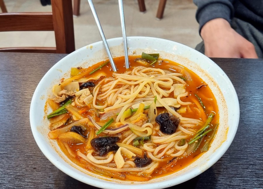 엄지천년교동짬뽕 이미지