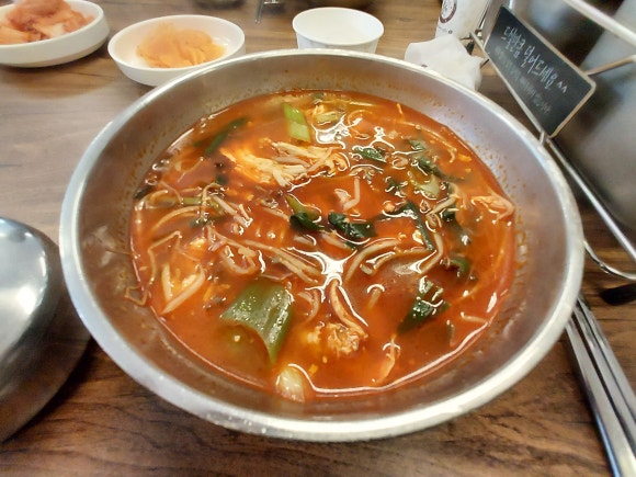 정든맛 닭개장 이미지