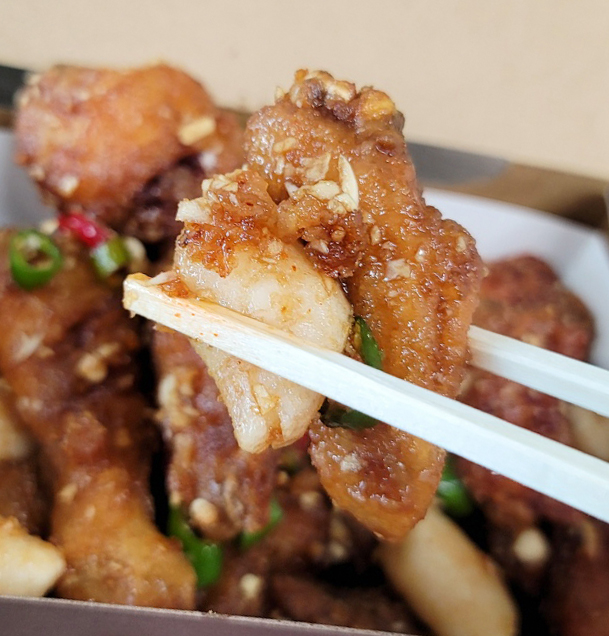 찐이야숯불두마리치킨 이미지
