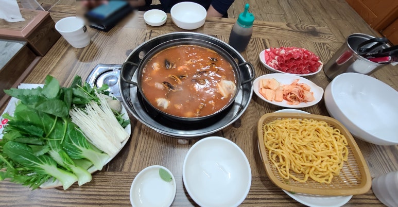 밀촌샤브해물칼국수 이미지