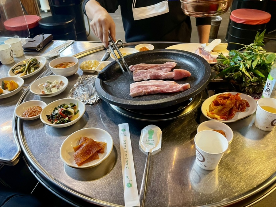 퍼주면돼지 이미지