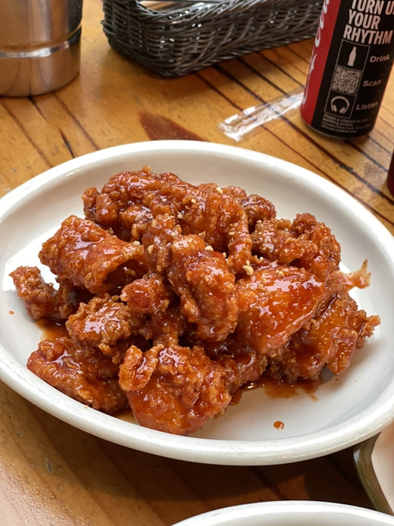 오(O)치킨 이미지