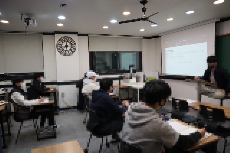 하이탑컨설팅 이미지