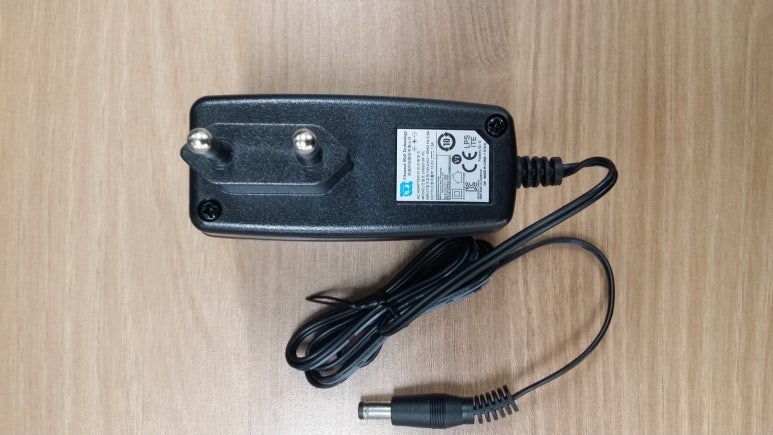 어댑터(Adapter) 이미지
