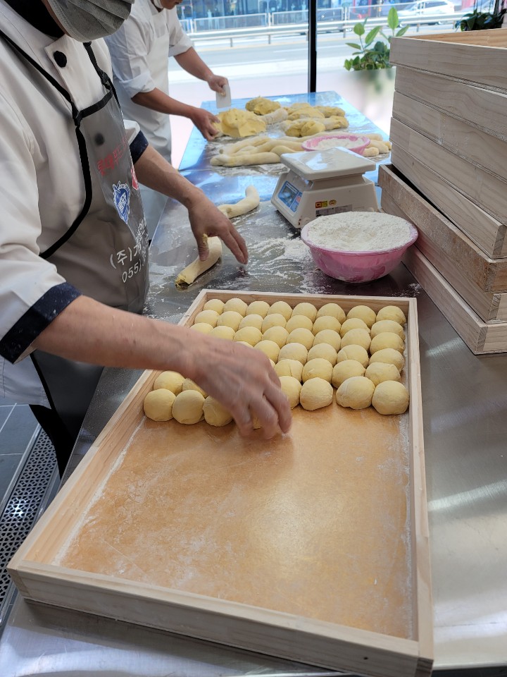 마산옥수수찐빵 이미지