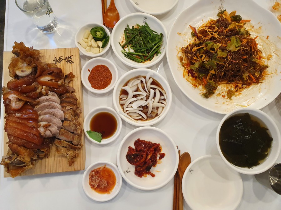 방천가족족발 이미지