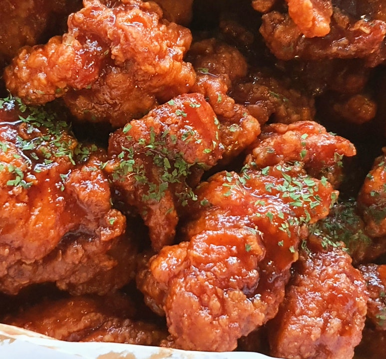 치킨과바람피자 이미지