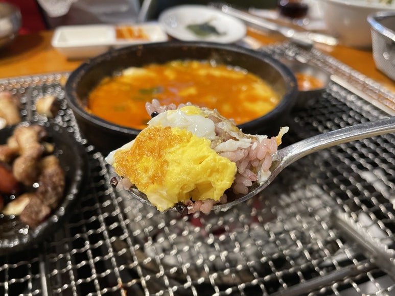 김가네팔도돼지 이미지