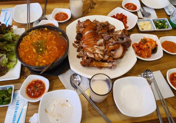 명당왕족발 이미지