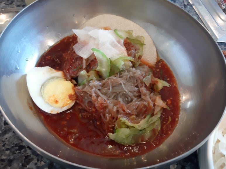 꽃을 수하다 이미지